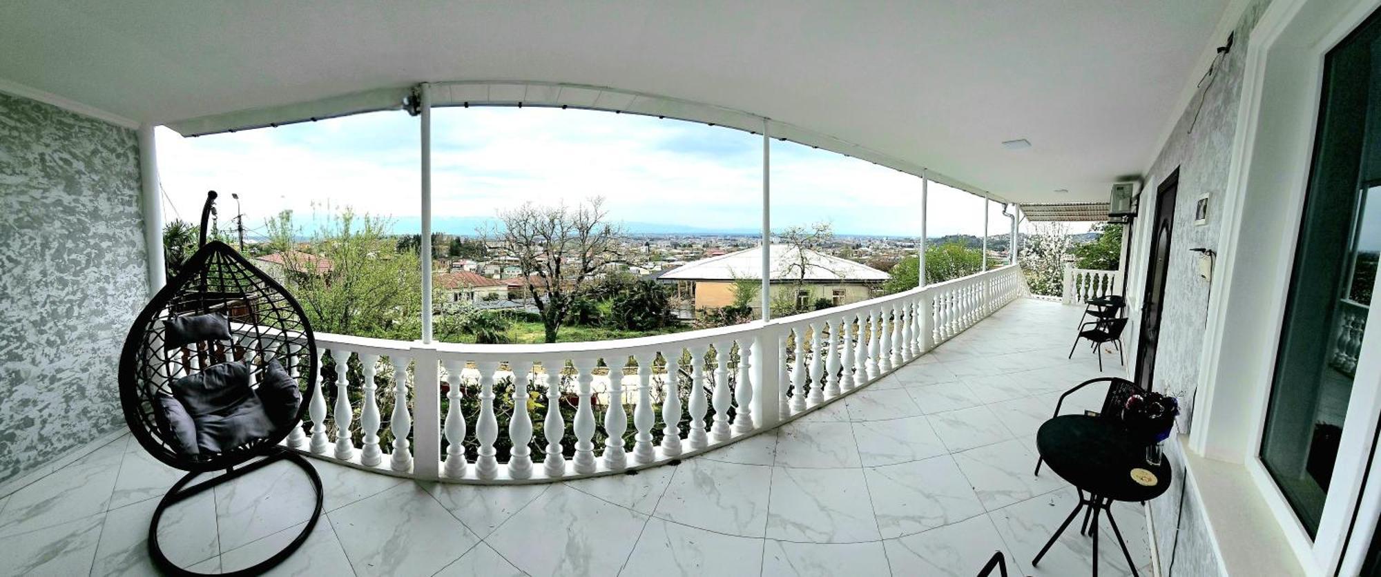 Hilltop Guest House Kutaisi Exterior photo